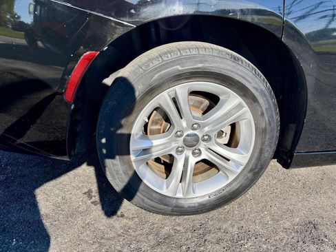Used 2022 Dodge Charger SXT image 38