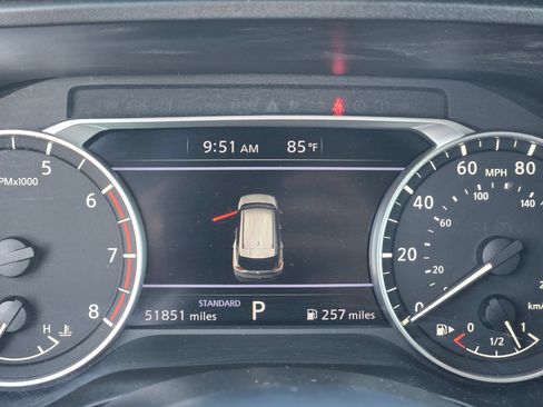 Used 2023 Nissan Rogue S FWD image 15