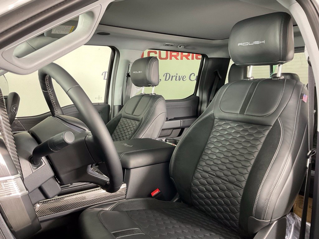 New 2026 Ford F250 Lariat w/ Black Appearance Package AWD/4WD image 14