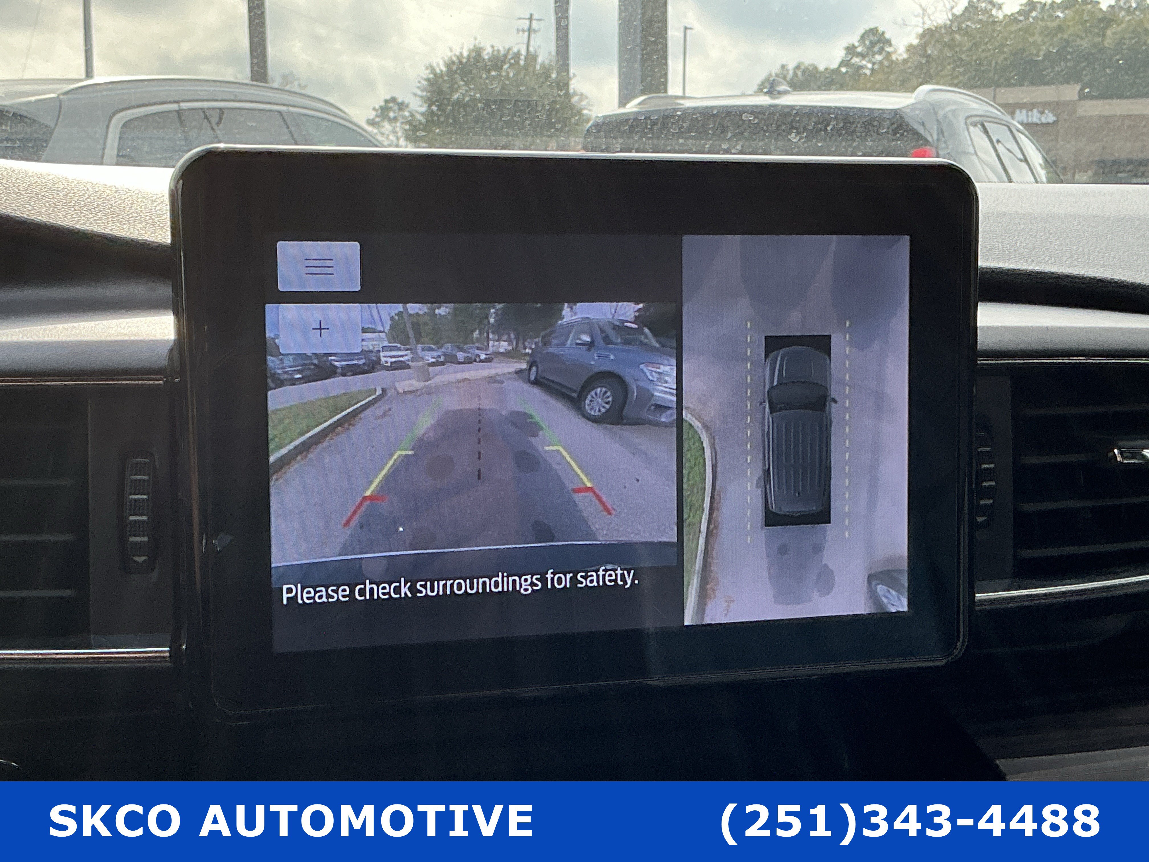 Used 2022 Ford Explorer Limited AWD/4WD image 17