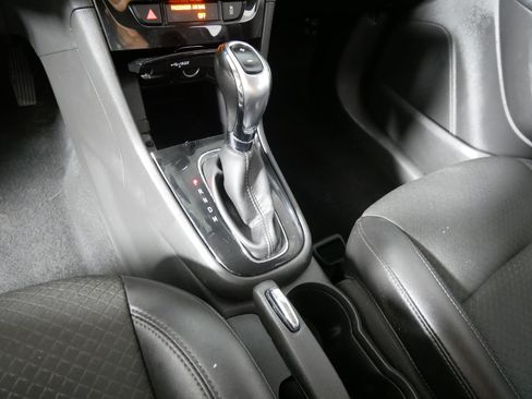 Used 2020 Buick Encore Preferred w/ Safety Package AWD/4WD image 24