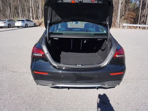 Used 2022 Mercedes-Benz E 350 Sedan image 15