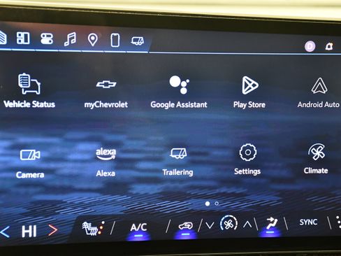 Used 2025 Chevrolet Traverse Z71 image 27