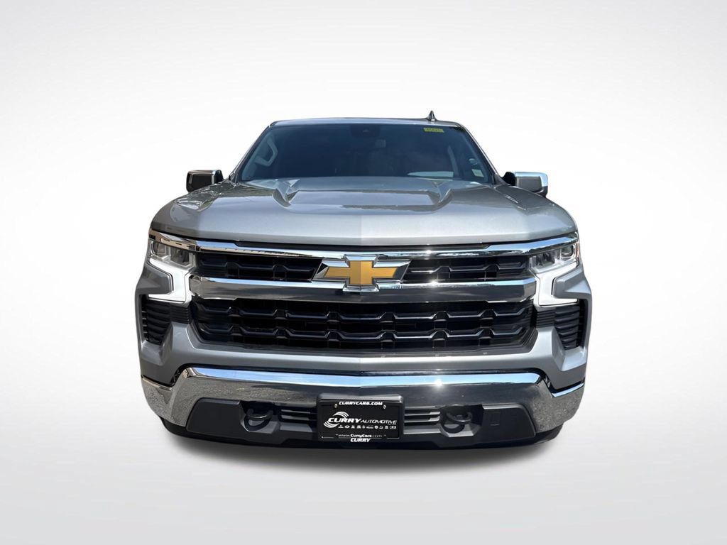 Used 2023 Chevrolet Silverado 1500 LT AWD/4WD image 2