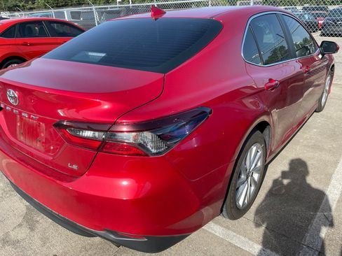 Used 2024 Toyota Camry LE w/ Convenience Package FWD image 5