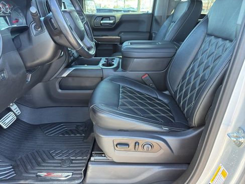 Used 2021 Chevrolet Silverado 1500 RST w/ All Star Edition Plus image 17