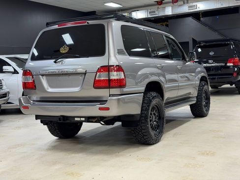 Used 2006 Toyota Land Cruiser image 7