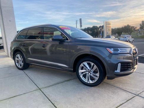 Used 2021 Audi Q7 2.0T Premium Plus w/ Executive Package image 11