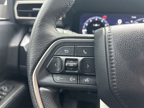 Used 2025 Toyota 4Runner TRD Off-Road AWD/4WD image 18