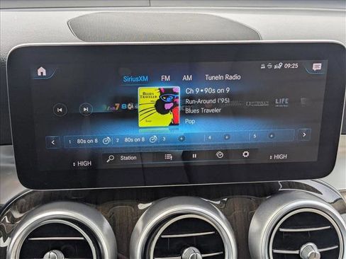 Used 2020 Mercedes-Benz GLC 300 GLC 300 w/ Parking Assistance Package image 14