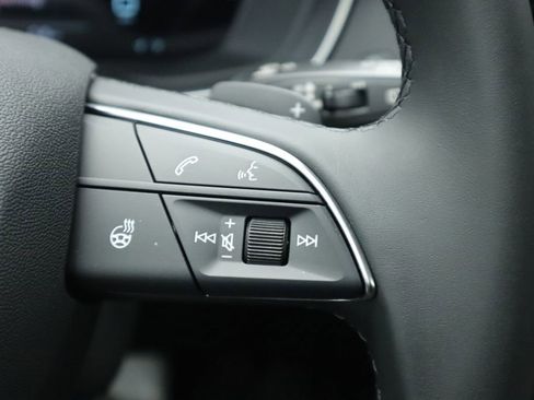 Used 2025 Audi Q5 2.0T Premium Plus w/ Premium Plus Package image 14