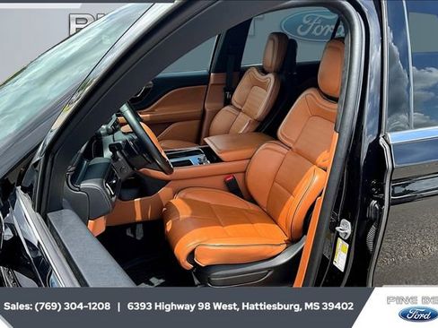 Used 2023 Lincoln Aviator Black Label w/ Dynamic Handling Package image 18