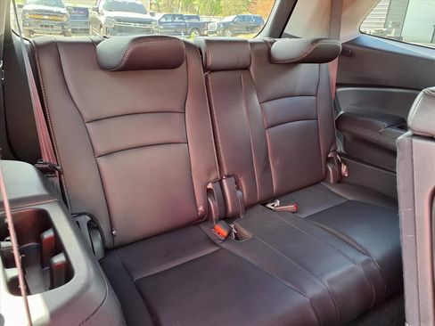 Used 2022 Honda Pilot EX-L image 17