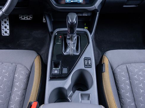 Used 2024 Subaru Crosstrek 2.5i Sport w/ Crosstrek Mirror Package image 25