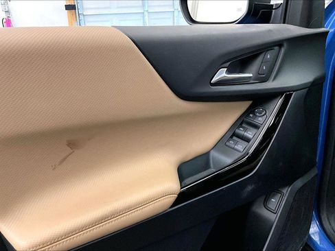 Used 2025 Chevrolet Equinox ACTIV w/ Safety and Technology Package image 22