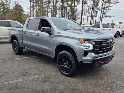 Used 2025 Chevrolet Silverado 1500 LT Trail Boss w/ Convenience Package II