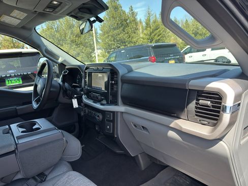 Used 2021 Ford F150 XLT w/ Trailer Tow Package AWD/4WD image 18
