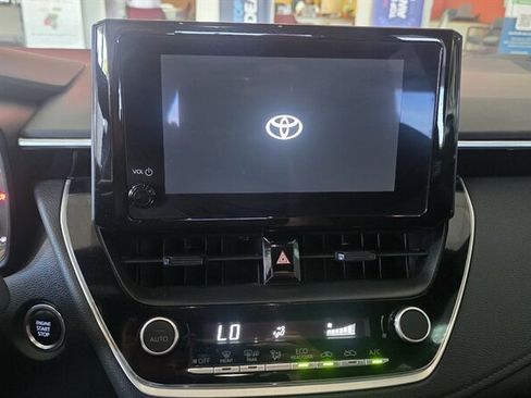 Used 2024 Toyota Corolla SE FWD image 15