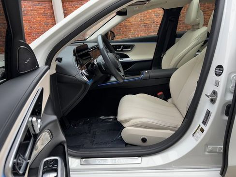 Certified 2024 Mercedes-Benz E 450 4MATIC Sedan image 22