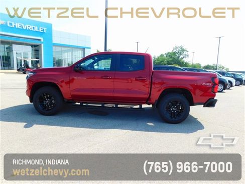 New 2025 Chevrolet Colorado Z71 w/ Midnight Edition image 10