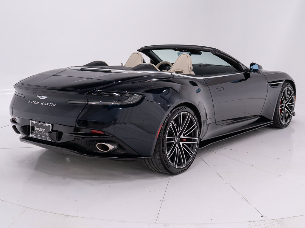 Used 2024 Aston Martin DB12 Convertible RWD image 5