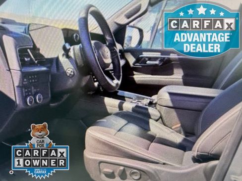 Used 2025 Chevrolet Tahoe Premier AWD/4WD image 3