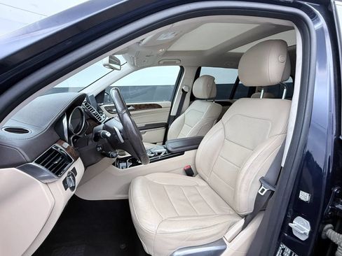 Used 2017 Mercedes-Benz GLS 550 4MATIC w/ Driver Assistance Package image 34
