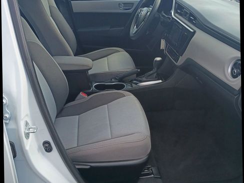 Used 2017 Toyota Corolla LE w/ LE Eco Premium Package FWD image 13