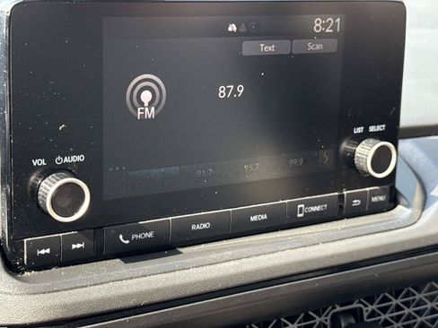 Used 2023 Honda Accord EX image 4