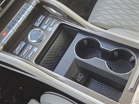 Used 2024 Lincoln Nautilus Black Label w/ Jet Appearance Package (87T) image 20