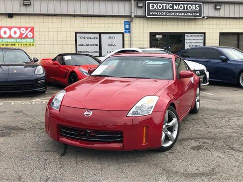 Used 2006 Nissan 350Z Enthusiast w/ (N93) Cargo Convenience Pkg RWD image 1