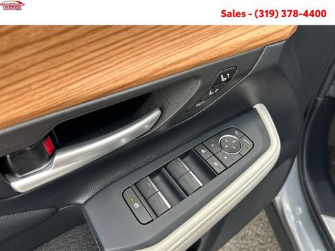 Certified 2025 Toyota Grand Highlander AWD image 13