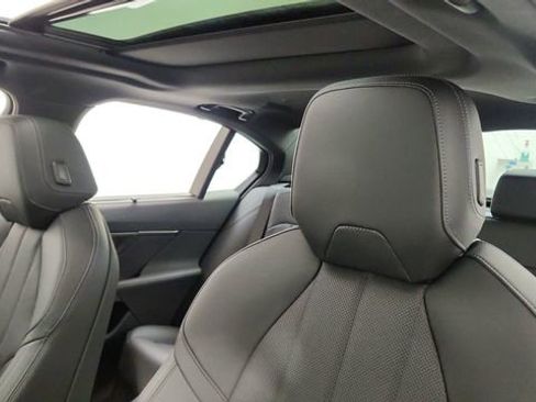 Used 2026 BMW 530i image 33