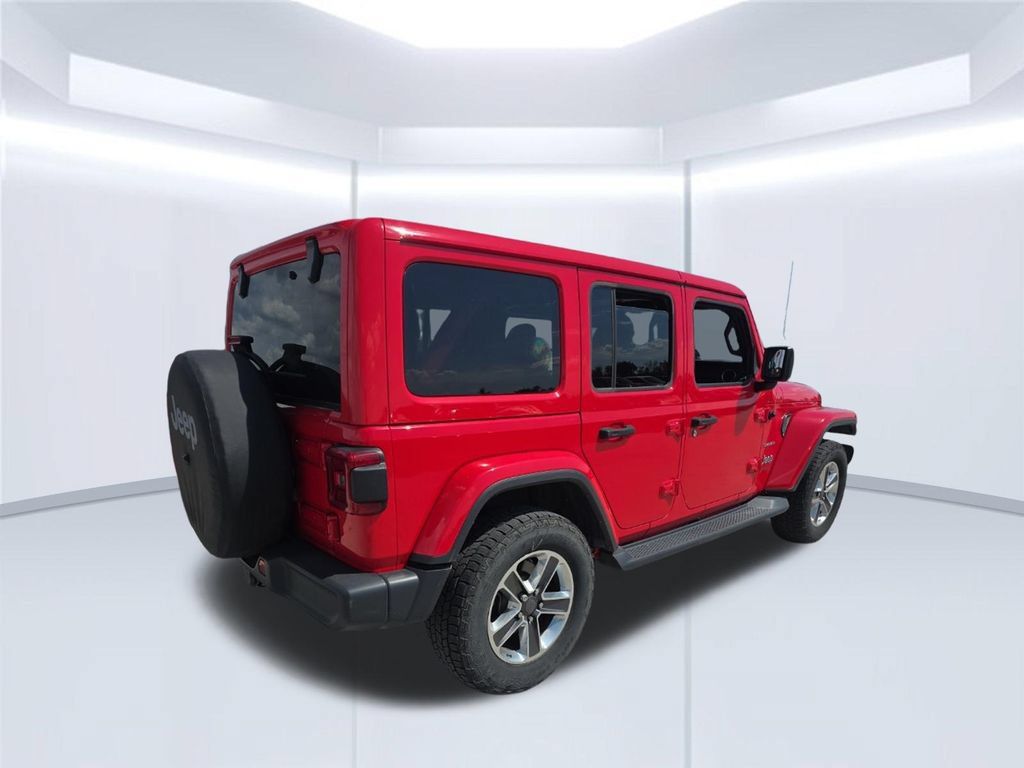 Used 2018 Jeep Wrangler Unlimited Sahara w/ LED Lighting Group AWD/4WD image 39