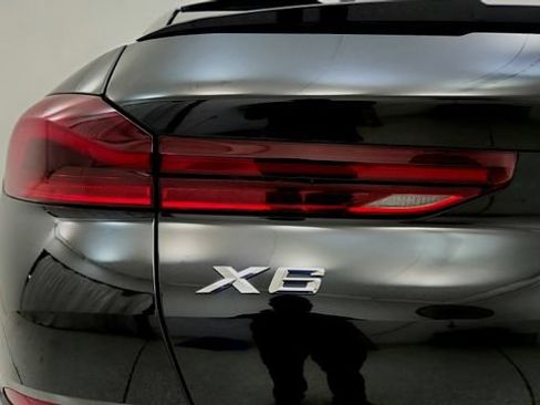 Used 2025 BMW X6 xDrive40i w/ Executive Package AWD/4WD image 28