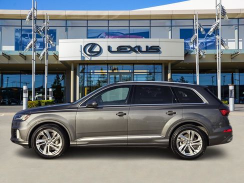 Used 2020 Audi Q7 3.0T Prestige w/ Prestige Package image 3
