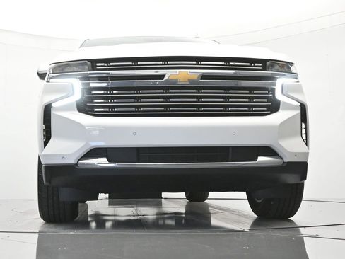 Certified 2023 Chevrolet Suburban Premier RWD image 39