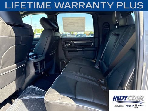 New 2026 RAM 2500 Limited AWD/4WD image 9