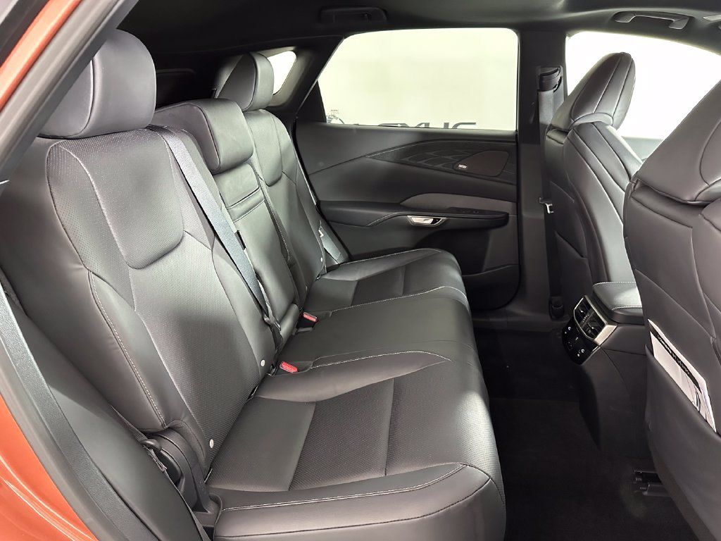 Used 2024 Lexus RX 350 F Sport w/ Convenience Package AWD/4WD image 20