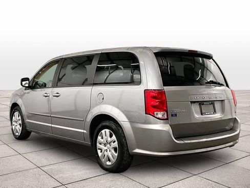 Used 2017 Dodge Grand Caravan SE w/ Power Window Group FWD image 11
