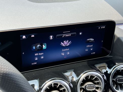 New 2026 Mercedes-Benz GLA 250 4MATIC image 25