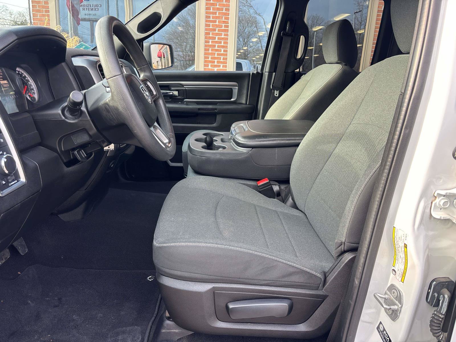 Used 2022 RAM 1500 Warlock AWD/4WD image 8