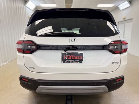 New 2025 Honda Pilot EX-L image 6