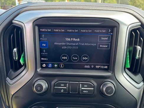 Used 2020 Chevrolet Silverado 1500 LT w/ Remote Start Package AWD/4WD image 32