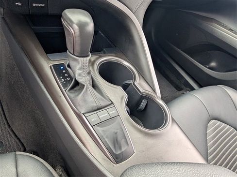 Used 2023 Toyota Camry SE image 25