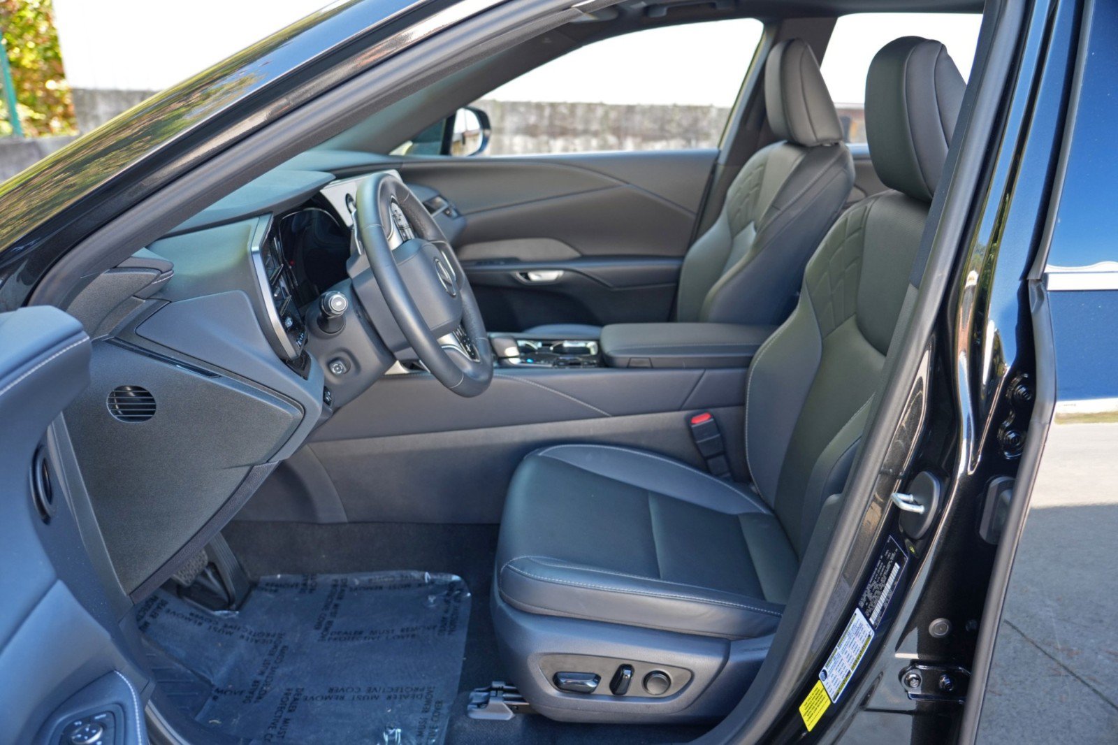 Used 2024 Lexus RX 350 FWD w/ Technology Package image 17