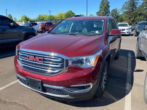 Used 2017 GMC Acadia SLT FWD image 3