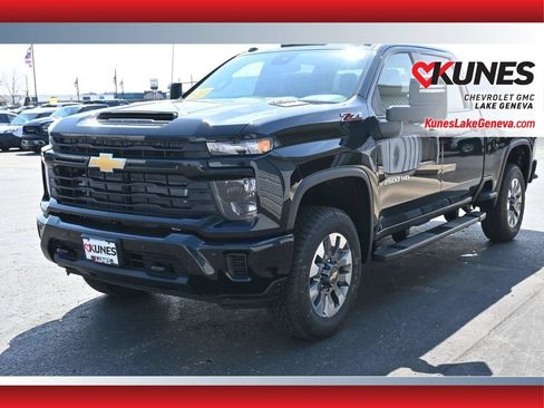 New 2026 Chevrolet Silverado 2500 Custom w/ Custom Value Package AWD/4WD image 9