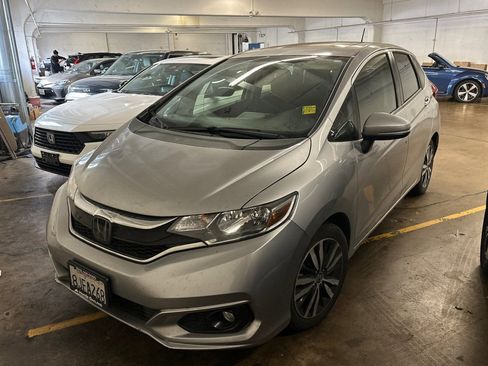 Used 2018 Honda Fit EX image 2