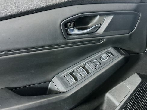 Used 2025 Honda Accord SE image 15